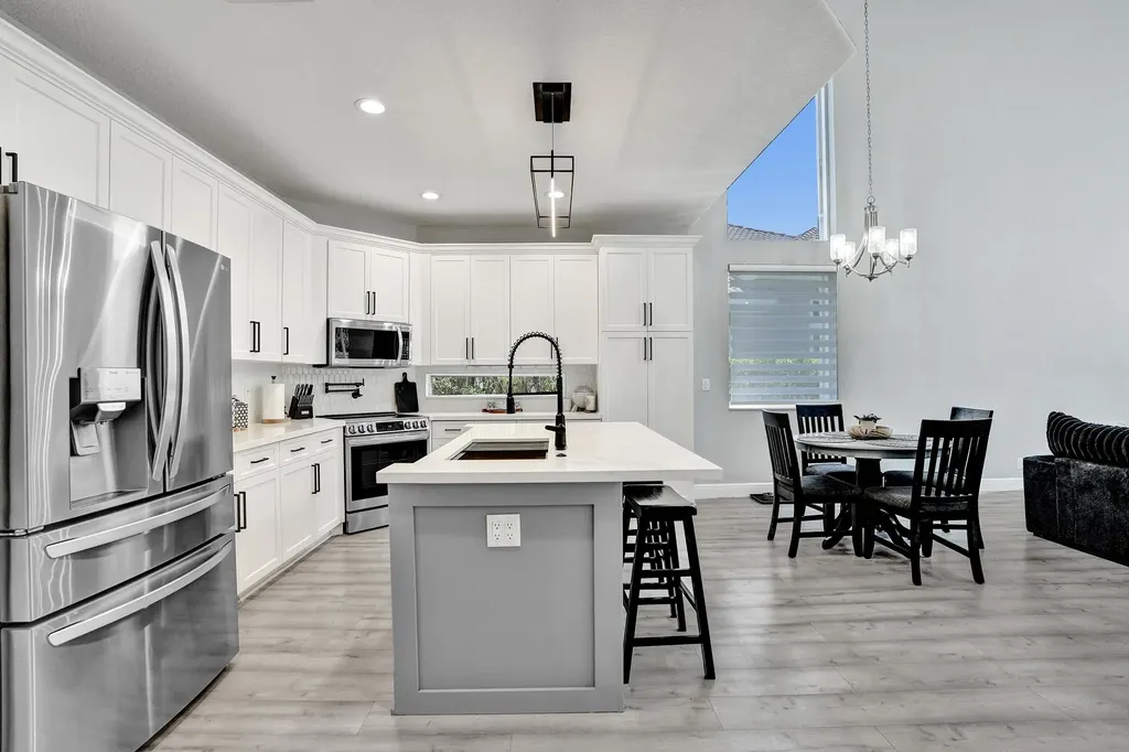 7401 NW 115th Terrace Parkland FL 33076