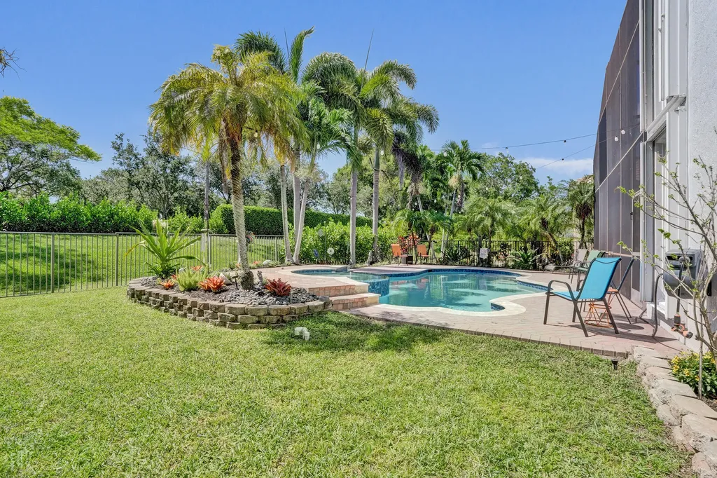 7401 NW 115th Terrace Parkland FL 33076