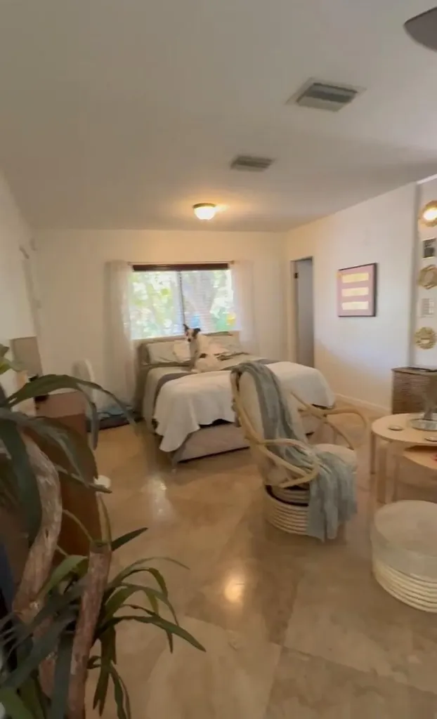 5748 NE 27th Avenue Fort Lauderdale FL 33308