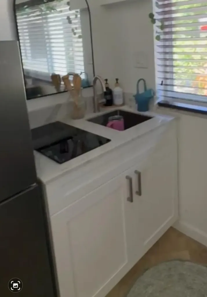 5748 NE 27th Avenue Fort Lauderdale FL 33308