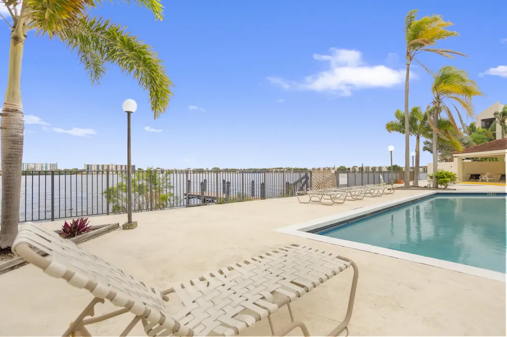118 Lake Emerald Drive Oakland Park FL 33309