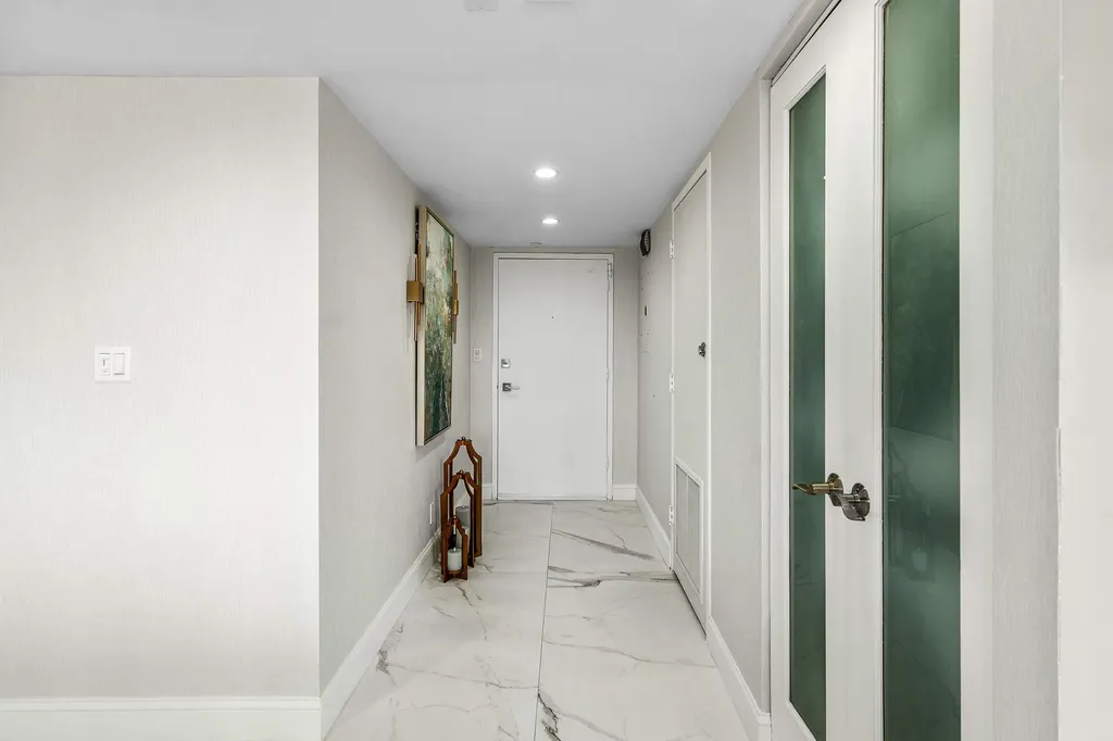 2500 E Las Olas Boulevard Fort Lauderdale FL 33301
