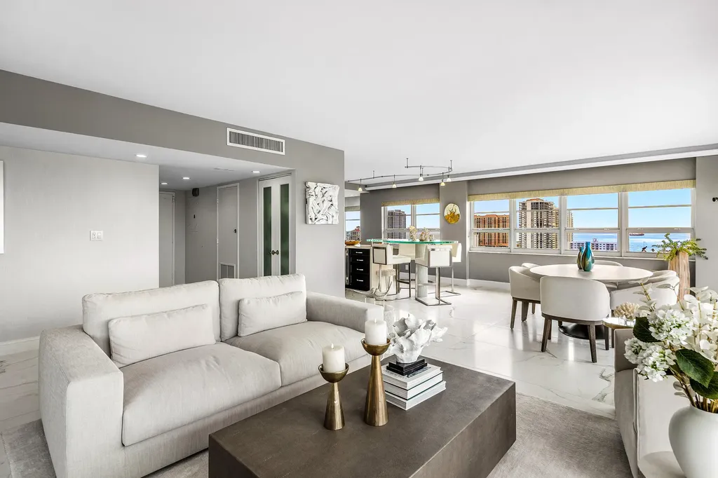 2500 E Las Olas Boulevard Fort Lauderdale FL 33301