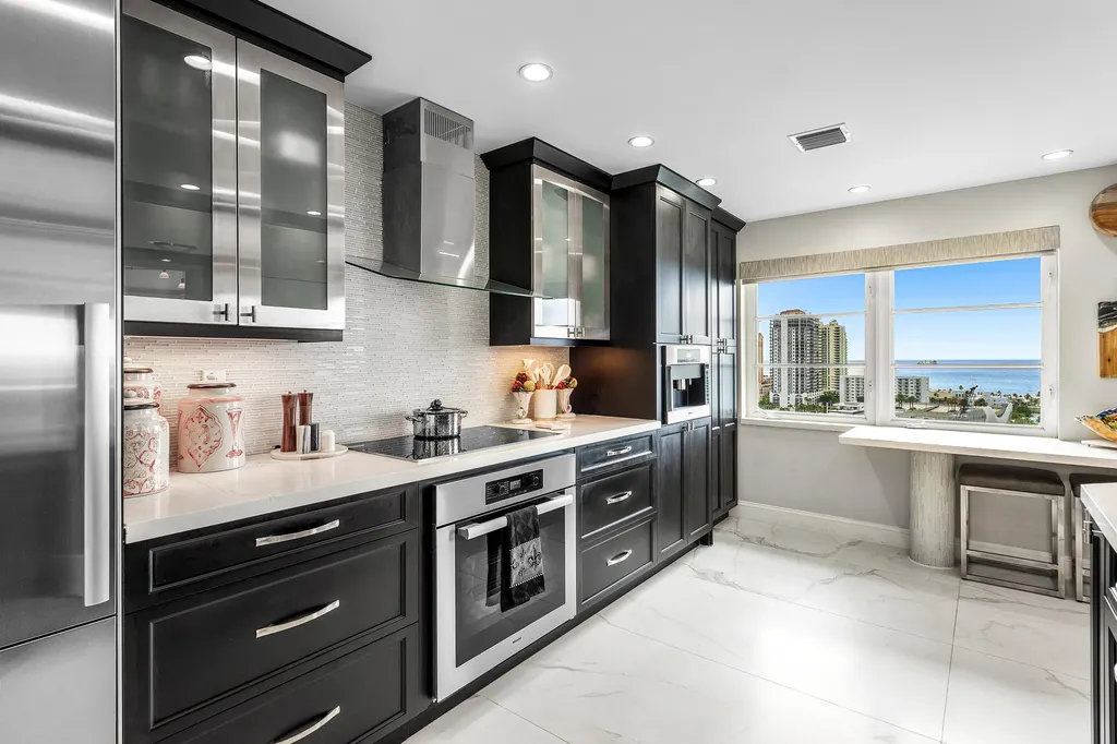 2500 E Las Olas Boulevard Fort Lauderdale FL 33301