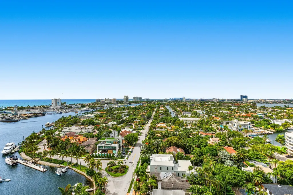 2500 E Las Olas Boulevard Fort Lauderdale FL 33301