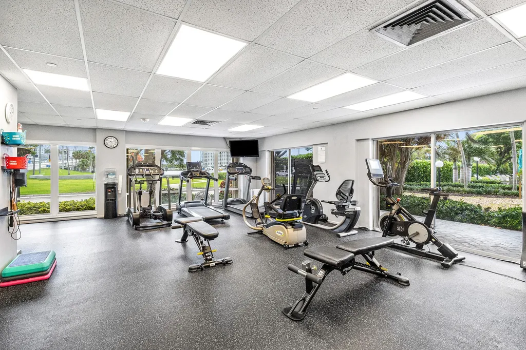 2500 E Las Olas Boulevard Fort Lauderdale FL 33301
