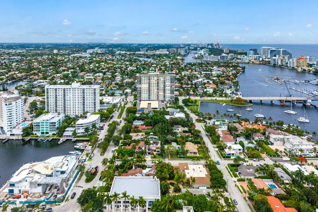 2500 E Las Olas Boulevard Fort Lauderdale FL 33301