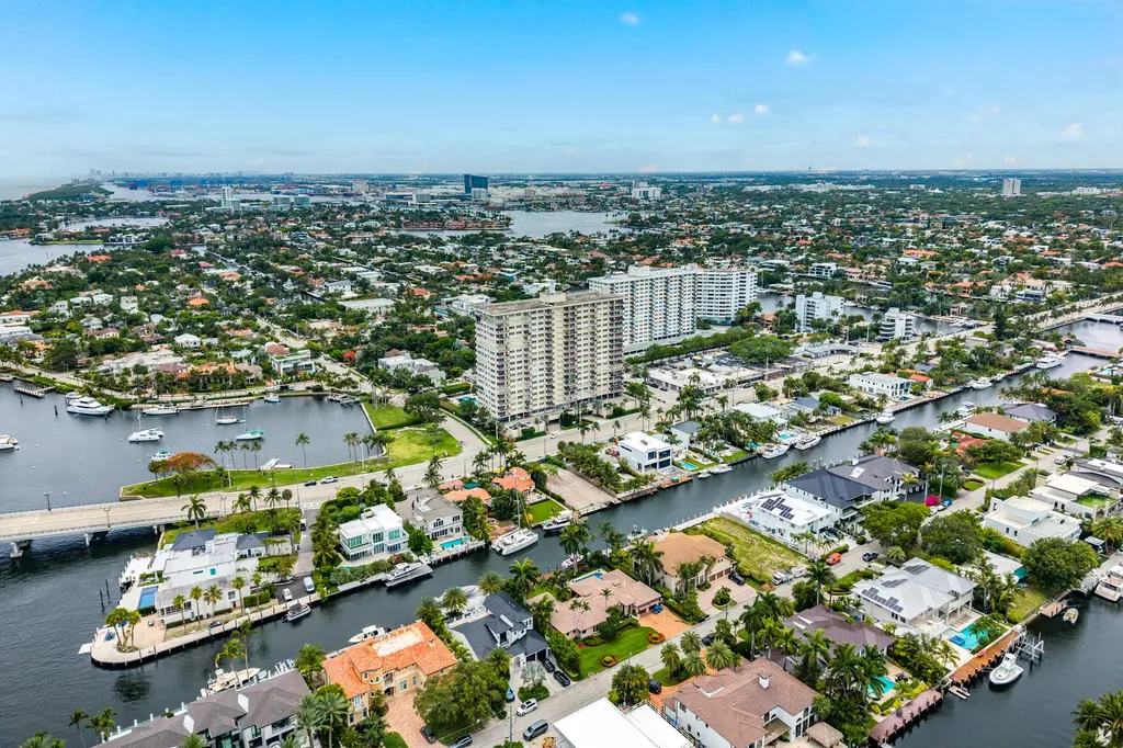 2500 E Las Olas Boulevard Fort Lauderdale FL 33301