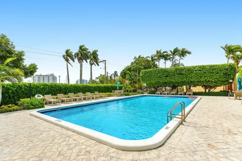 2500 E Las Olas Boulevard Fort Lauderdale FL 33301