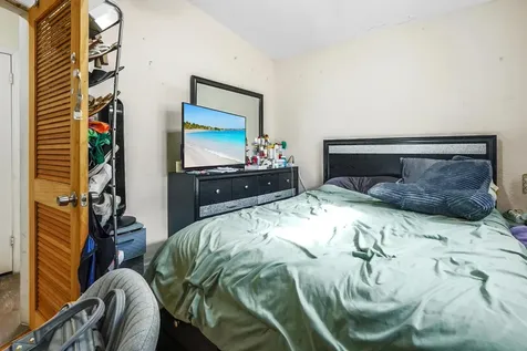 203 E Easy Street Fort Pierce FL 34982