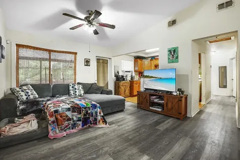 203 E Easy Street Fort Pierce FL 34982