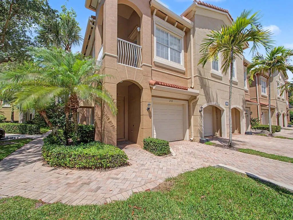 4910 Bonsai Circle Palm Beach Gardens FL 33418