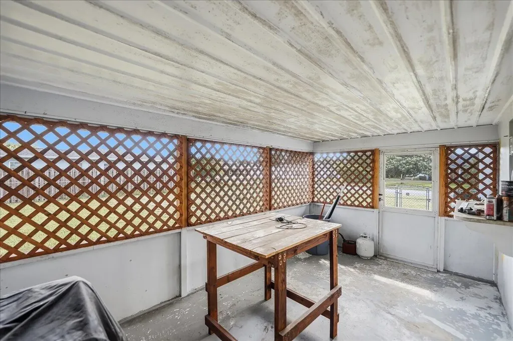 107 SE Selva Court Port St Lucie FL 34983