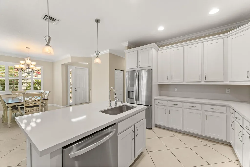 12784 SW Lake Fern Port St Lucie FL 34987