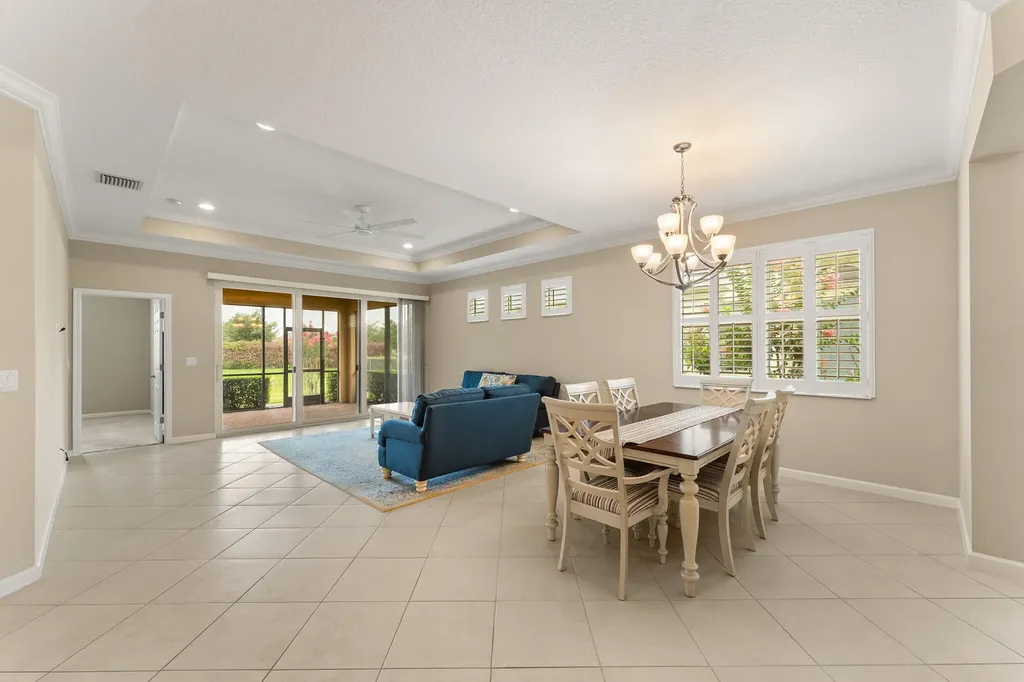 12784 SW Lake Fern Port St Lucie FL 34987