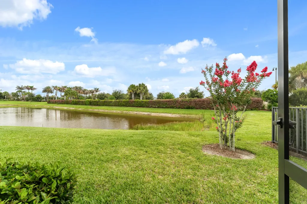12784 SW Lake Fern Port St Lucie FL 34987