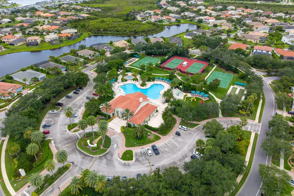 12784 SW Lake Fern Port St Lucie FL 34987