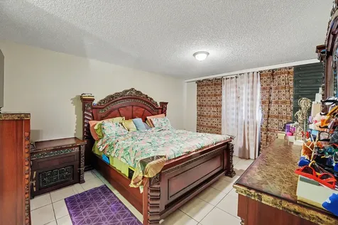 6061 N Falls Circle Lauderhill FL 33319