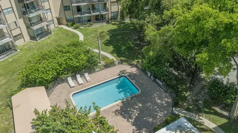 6061 N Falls Circle Lauderhill FL 33319