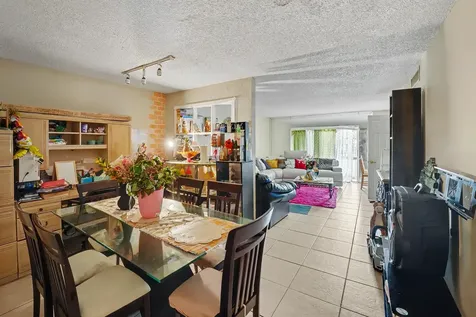 6061 N Falls Circle Lauderhill FL 33319