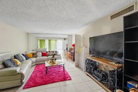 6061 N Falls Circle Lauderhill FL 33319