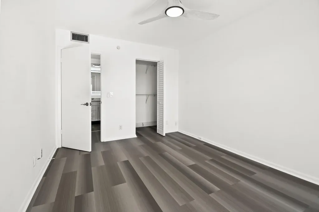 4047 Lincoln Boca Raton FL 33434