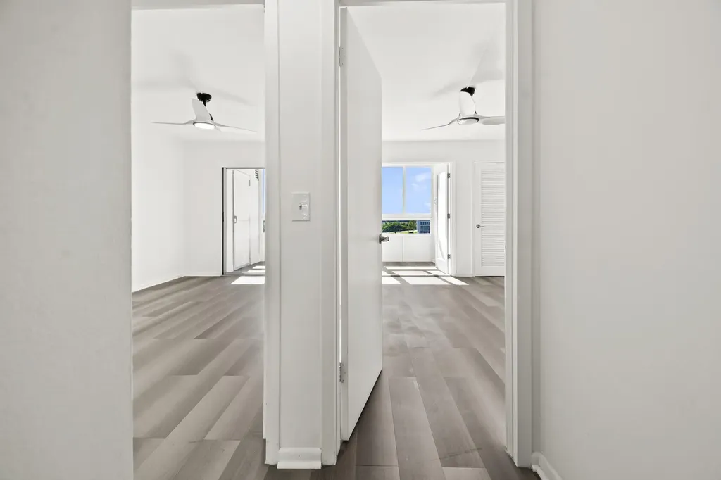 4047 Lincoln Boca Raton FL 33434