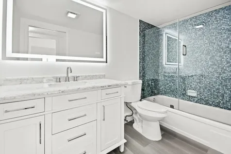 4047 Lincoln Boca Raton FL 33434