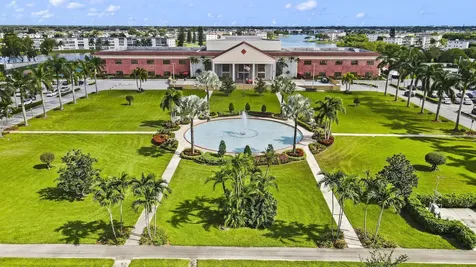 4047 Lincoln Boca Raton FL 33434