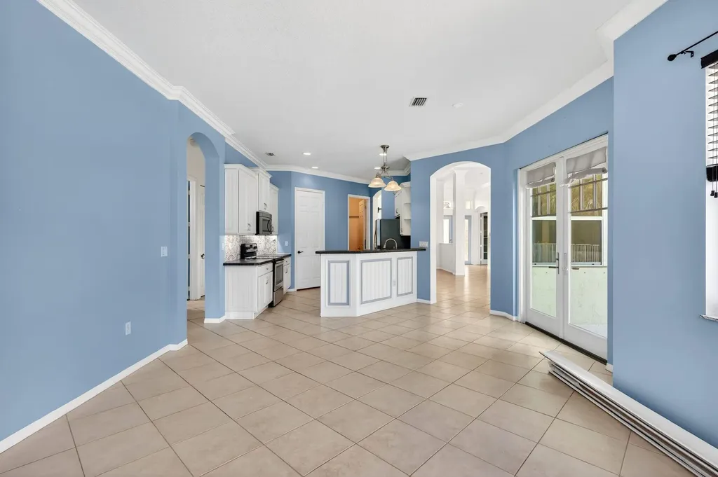 505 SW Lake Manatee Way Port St Lucie FL 34986