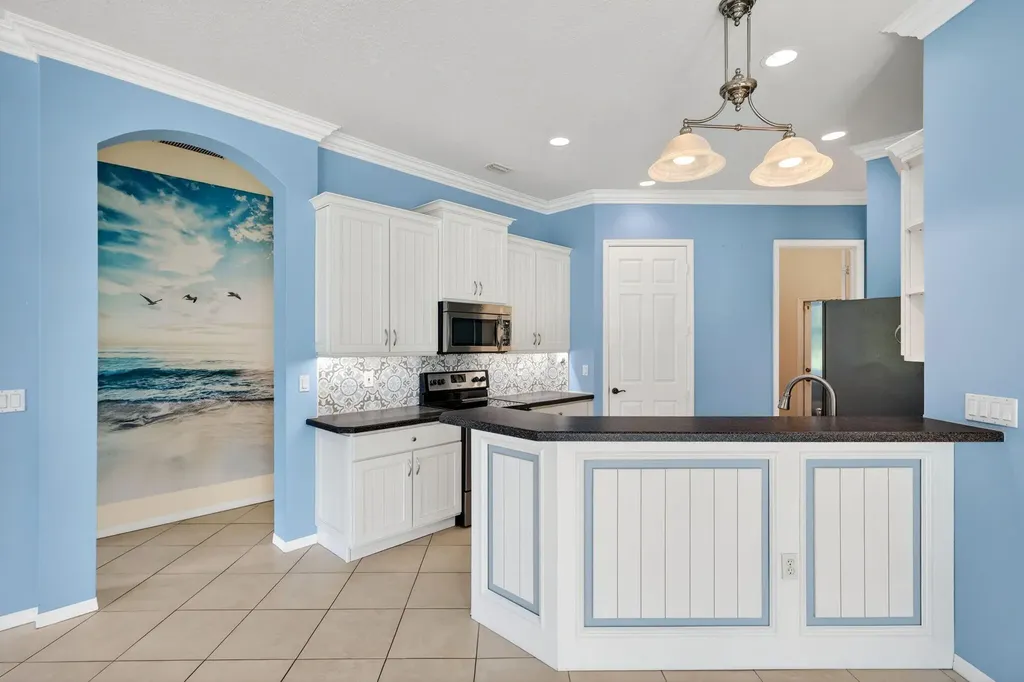 505 SW Lake Manatee Way Port St Lucie FL 34986