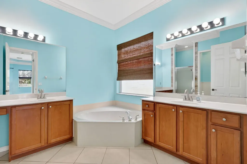 505 SW Lake Manatee Way Port St Lucie FL 34986