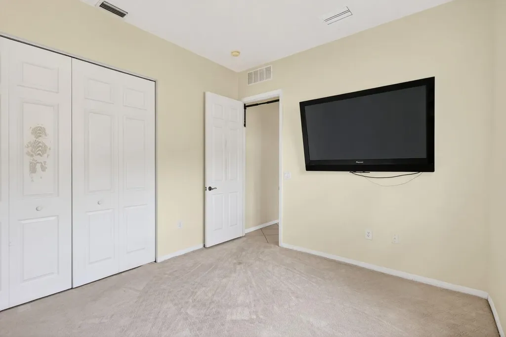 505 SW Lake Manatee Way Port St Lucie FL 34986