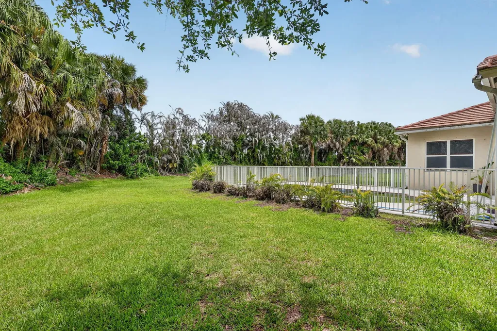 505 SW Lake Manatee Way Port St Lucie FL 34986