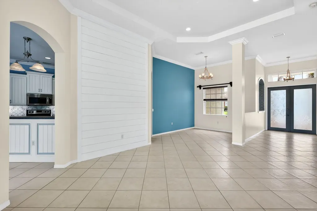 505 SW Lake Manatee Way Port St Lucie FL 34986