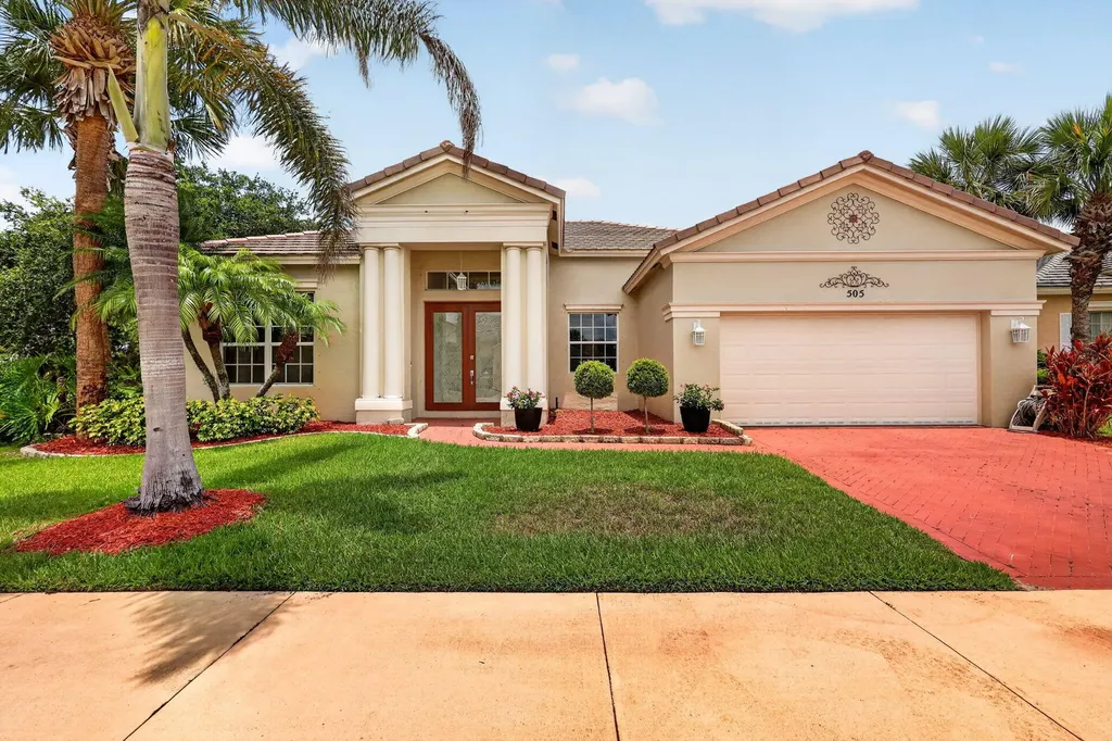 505 SW Lake Manatee Way Port St Lucie FL 34986