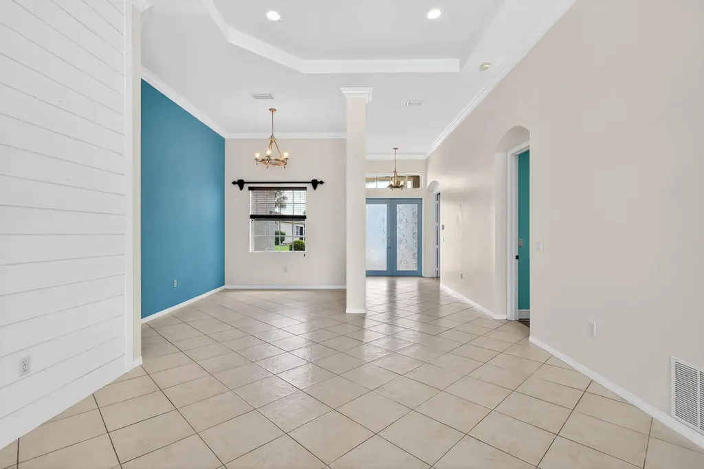 505 SW Lake Manatee Way Port St Lucie FL 34986