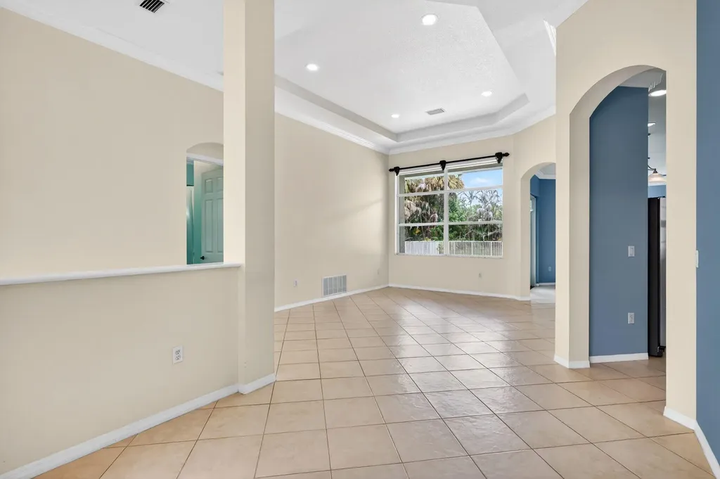 505 SW Lake Manatee Way Port St Lucie FL 34986