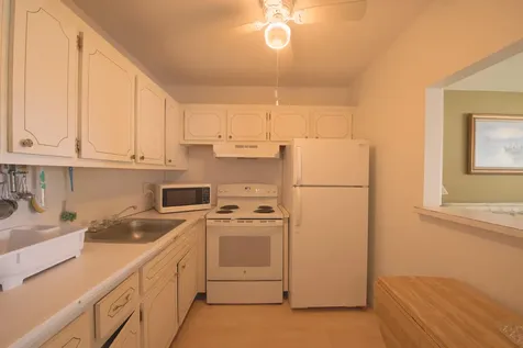 320 W Horizons W Boynton Beach FL 33435