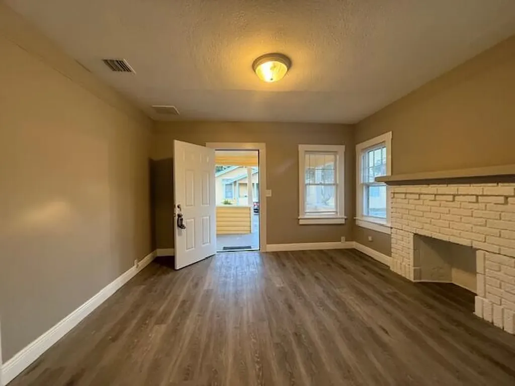 400 Metcalf Court West Palm Beach FL 33407