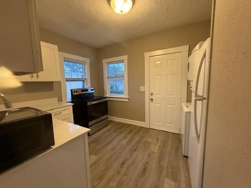 400 Metcalf Court West Palm Beach FL 33407