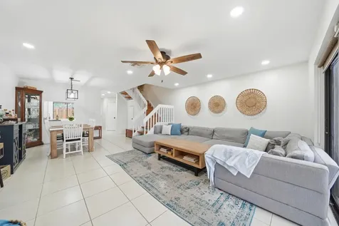 4737 NW 82nd Avenue Lauderhill FL 33351