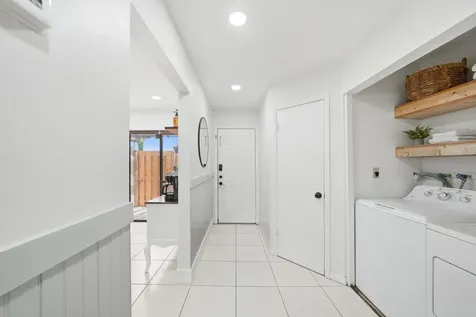 4737 NW 82nd Avenue Lauderhill FL 33351
