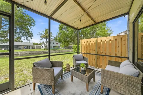 4737 NW 82nd Avenue Lauderhill FL 33351