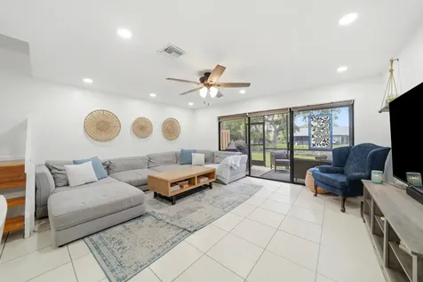 4737 NW 82nd Avenue Lauderhill FL 33351