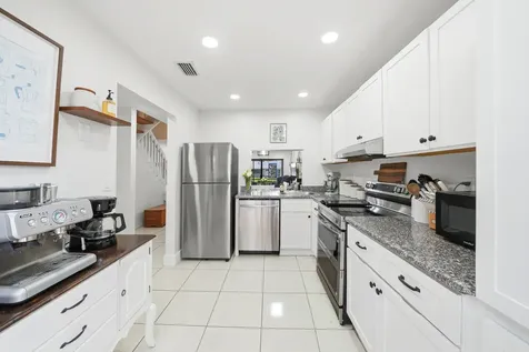 4737 NW 82nd Avenue Lauderhill FL 33351