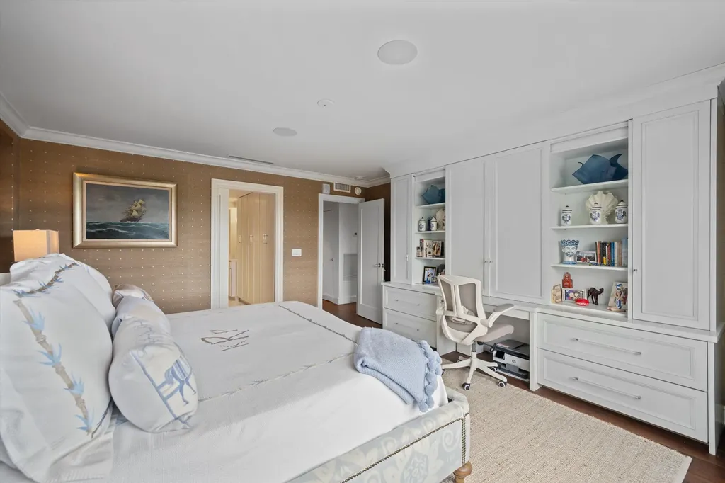 330 Cocoanut Row Palm Beach FL 33480