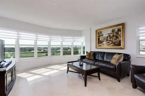 2500 NE 48th Lane Fort Lauderdale FL 33308