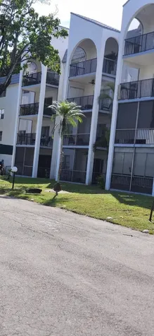 3300 Spanish Moss Terrace Lauderhill FL 33319