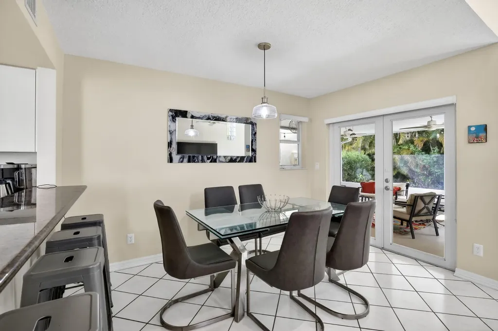 1306 SE 5th Court Dania Beach FL 33004